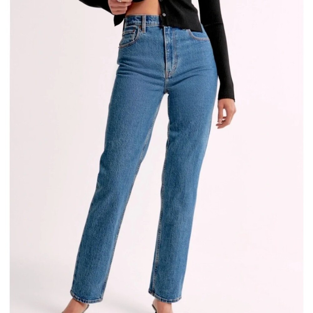 Abercrombie The 90s Straight Ultra High Rise Jeans Medium Wash Size 29 Long
